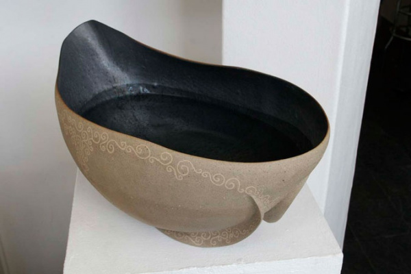 Coiled_Embryonic_Vessel_Black-91