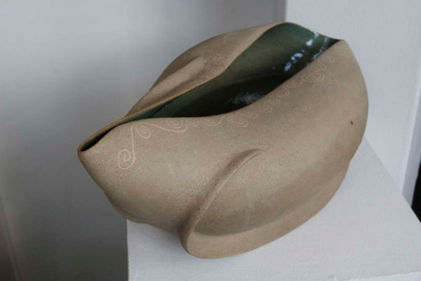 Coiled_Embryonic_Vessel_Jade-90