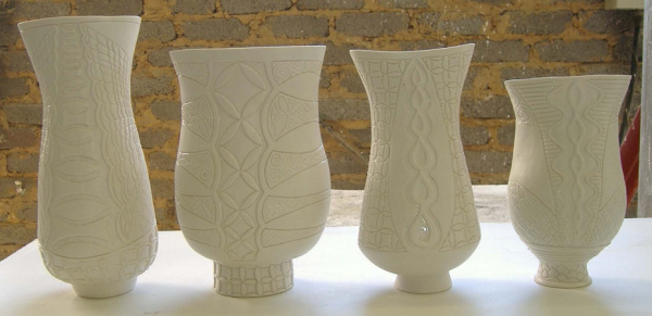 Coiled_porcelain_vessels_back-99